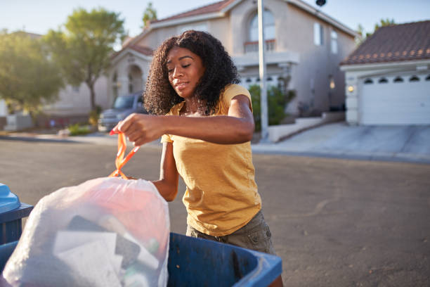 Best Estate Cleanout Services  in Haysville, KS