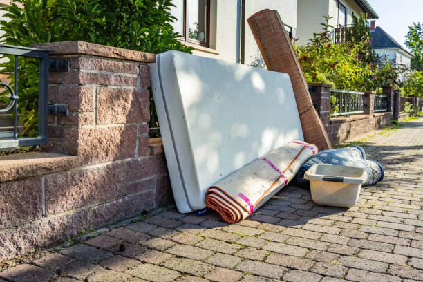 Best Commercial Cleanout Services  in Haysville, KS